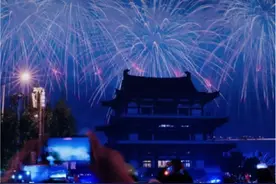 除夕夜长沙橘子洲会有烟花秀吗？官方最新回应：不会 重点在浏阳天空剧院或有条件的场地燃放#烟花 #除夕视频封面