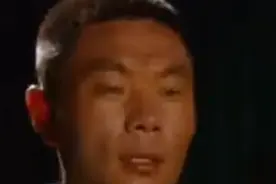 早期海军第一批蛙人正是这批优秀的前辈造就了蛙人水下作战的启始视频封面