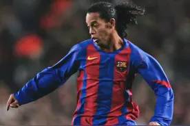 足球赛场守门员那些顶级幻灯片技术，真的太酷了#dou来足球季 #足球的魅力视频封面