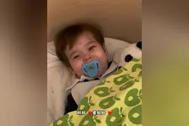 即使生病了他也不吵不闹乖乖喝药、睡觉。这样的臭宝你爱了吗？ #混血宝宝 #萌娃 #人类幼崽 #亲子vlog #宝宝的日常视频封面