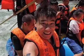 今天带大家玩贵州马岭河漂流，感觉像西天取经一样！！#詹敬笑 #旅行 #vlog视频封面