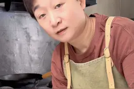 焗黄花鱼 黄花鱼怎么做，不腥气，还入味，且美味.红姐分享一下她的做法.喜欢吃不会做的，防止视频以后找不见，点个小心心收藏了.回家照着这个方法做起来.#黄花鱼 #家常菜 #胶南红姐 #乡村守护人视频封面