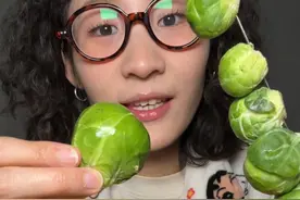 尝尝各种各样的蘸酱菜～ #我的美食日记 #美食 #蘸酱菜 #东北蘸酱菜视频封面