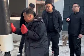 第7集 其实虎子有时候也很孤独#农村生活 #我的乡村生活 #社会百态 #村里那些事 @刘老二(生活)视频封面