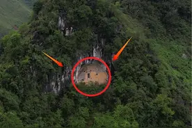在广西深山发现一口被石块封住的山洞，山里不通公路，而还在那么高的山上，建这样一个工程有何用处呢？#山洞到底藏着什么 #广西大山视频封面