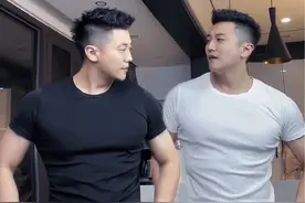今天露馅儿了🤫#这才是猛男该跳的舞蹈 #浅跳一下 #简易版沉溺手势舞视频封面