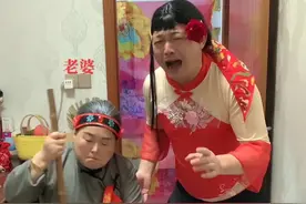 老婆扮演妈妈，我扮演女儿，演的不好别笑我哈#搞笑夫妻 #专治不开心 #看一遍笑一遍视频封面