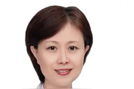 70岁的老人家，子宫脱垂二度，膀胱脱垂三度，怎么治疗？#脱垂膨出 #子宫托 #女性科普 #子宫脱垂 #硬核健康科普行动视频封面