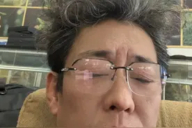 分辨毒蛇唯一的方法就是认识它 作者计划拍摄一系列关于中国蛇类的科普视频，但发现观众更关心防蛇咬和被咬后的处理方法。他强调认识毒蛇的重要性，以便在户外遇到时能保持冷静。作者将继续拍摄蛇类视频，希望大家从基础知识开始了解。#认知 #蛇类科普视频封面