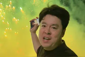 10001个水母烟花同时燃放，会是什么样的场面？@启东海上生花·烟花大赛