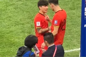 他俩的未来不是梦！23岁的谢文能和21岁的拜合拉木已成为中国男足主帅伊万科维奇的心腹爱将，两人均曾在山东泰山青训体系受训。#国足 #世预赛 #青岛足球 #山东泰山视频封面