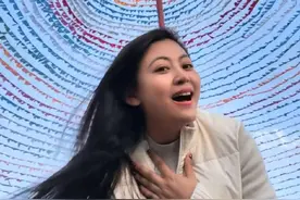 《苹果香》的故事，带大家回到美丽的家乡，回忆起往事。新年快乐#阿鲁阿卓 #阿鲁阿卓苹果香 #苹果香 #经典歌曲视频封面
