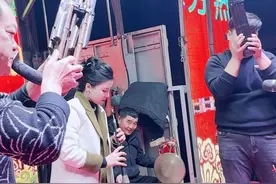 #农村唢呐班 #现场实拍 #段姑娘 #拍摄现场 #地方风俗视频封面