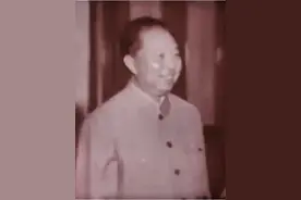 会见缅甸元首吴奈温