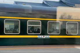 铁路冷知识科普——火车靠窗座位分布，座位号最后一位数是多少才是靠窗座位呢？#铁路科普 #火车座位号