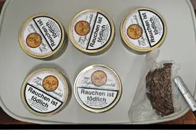 感谢斗友分享的 牛头犬👍！！！#开箱 #烟斗客 #烟斗 #海淘