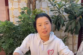 老话说蒸梨十碗，不如梨膏一勺，今天教大家做秋梨膏，姐妹们，天越来越冷了，抓紧伟孩子们学起来吧#纯手工梨膏的做法 #秋梨膏的制作过程 #十炼非遗技艺视频封面