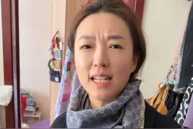 大姨可有意思了，她每天和丈母娘在一个家里睡觉了，一问她个啥，啥也不知道！丈母娘在家收拾家了么，她是一问三不知！这次可是耽误了丈母娘收拾家啦！#日常vlog #丈母娘 #主打的就是一个真实 #我的乡村生活 #心态好一切都好视频封面