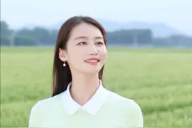 无人扶我青云志，我自踏雪至山巅。 致敬徐霞客，致敬这份认知世界的勇气和浪漫。所谓百年功名、千秋霸业、万古流芳，与一件事情相比，其实算不了什么。这件事情就是——用你喜欢的方式度过一生。#519中国旅游日#徐霞客#朗诵 #文旅中国  #中国传统文化