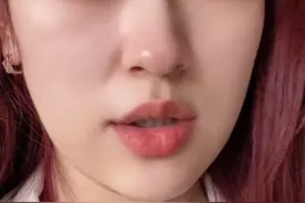 不要舔铁，不要舔冰，不好吃，不是甜的，粘舌头，会出血，舔再多也复活不了冰雕视频封面