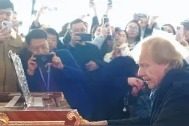 2025新年快乐！ 🥳🥳🥳 #理查德克莱德曼 #爱永恒 #钢琴 #中国巡演视频封面