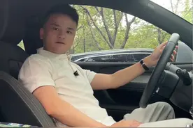 车险到期？续保小技巧大攻略  本产品由蚂蚁保保险代理提供服务  具体费率及保单金额以实际为准 #支付宝车险#汽车保险#车险续保#车险怎么买视频封面