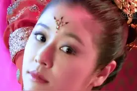 只因一次献舞两姐妹彻底互换人生 #宫斗剧 #古装剧视频封面