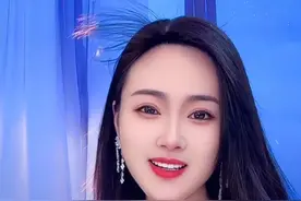 当你有一肚子的心里话，想找个人倾诉的时候，却突然发现，翻遍了通讯录，竟然找不到一个可以任你随时打扰的人。这一刻你终于明白，有些人不想找，有些人不能找，还有一些人想找却不能去打扰，原来你所拥有的只有自己……#音乐分享 #音乐推荐 #情感 #音乐 #情感共鸣