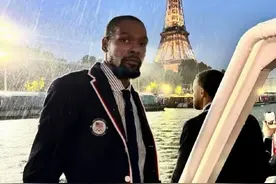 回忆杀 从这个球看到了21年的遗憾 #杜兰特 #杜兰特踩线错失绝杀视频封面