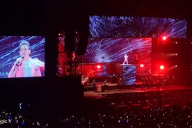 #现场版live  #任贤齐死不了完整版 #唢呐一响燃爆全场视频封面