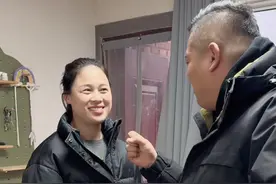 本来想考验一下三位奶奶的智商，没想到自己被耍了，姜还是老的辣 😂#记录真实生活 #看一次笑一次 #亮点在最后 #姜还是老的辣视频封面