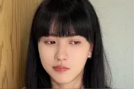 她对我的crush有意思？总感觉怪怪的… #内容过于真实 #一人分饰多角 #直女 #剧情 #真实还原视频封面