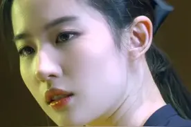 姐姐美的毫不费力#刘亦菲新一年正装杀#刘亦菲高级感代名词视频封面