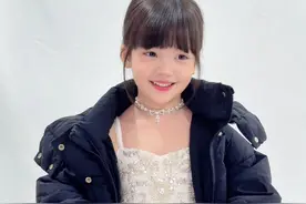 女明星的第一次出道采访……