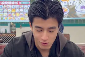 只要是姐姐，怎样都喜欢！ #00后 #路人视角 #采访