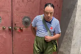 小蒜真得补脑子了#搞笑 #万万没想到 #一定要看到最后视频封面
