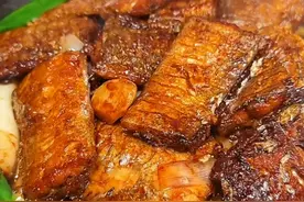这个 葱 烧 带 鱼 怎么吃都吃不够！葱 香 四 溢，下饭又下酒！家庭美食分享！#美食教程 #下酒菜 #一起学做菜 #带鱼 #带鱼的家常做法视频封面