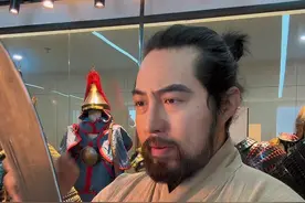 很多人觉得中国盔甲的绳子是不是容易断掉散落 就算你是剑圣也没有用#历史#中国甲胄#科普#奇妙知识在抖音视频封面