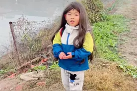 大早晨被他笑得肚子疼😂这变脸比翻书还要快🙈#萌娃 #农村生活 #人类幼崽到底多可爱视频封面