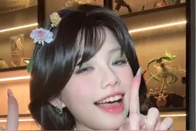 好有活人感嗷w#jisoo #earthquake舞蹈挑战 #金智秀新歌mv公开 #手势舞视频封面