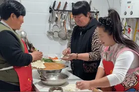 海边的姐妹我做的不正宗可吃着还行哈，我买的价格有点高，因为离着海太远了🤣可是真的太鲜灵了，好好吃呀#快来一起尝个鲜 #美食 #分享日常生活 #自己做美食 #鲅鱼视频封面