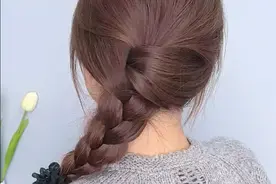 中长发超绝松弛慵懒麻花辫，好上手 #手残党也能学会的发型 #简单好看发型 #麻花辫 #日常编发 #美出高级感视频封面