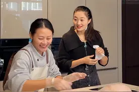 小红今天做的烤乳猪，虽然失败了，但是也很好吃。#抖音美食推荐官 #日常vlog #美食vlog #记录真实生活 #vlog