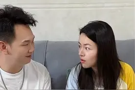 女儿送的父亲节礼物，对比母亲节礼物也差太多了吧，真是漏风小棉袄！我女儿现在7岁半，这口才真是了得啊！说得我竟然无言以对……#记录真实生活 #二胎宝妈视频封面