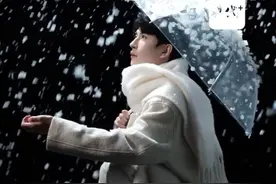 于朦胧离世5日后母亲首次发声：因饮酒意外坠楼，希望大家理性看待，不再进行猜测