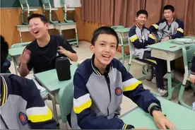 谁说的最好呢#英语 #可爱的学生 #寓教于乐 #课堂实录 #这样的课堂氛围真的爱了