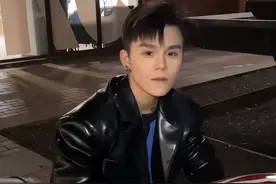 如果有人说“我养你啊，你别上班了”，不要觉得这是爱你，很可能是在害你。视频封面