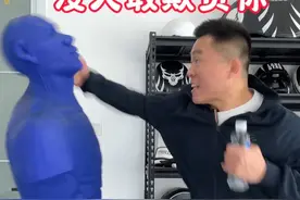 学会这一招 没人敢欺负你！ #防身术 #一招制敌 #女子防身术 #儿童防身术 #孔哥教防身视频封面