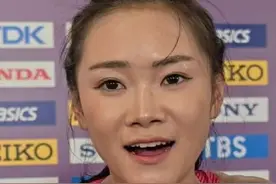 #2025东京田径世锦赛 女子100米预赛，梁小静作为中国唯一一位积分达标的选手，起跑绊了一下后11秒29完赛，无缘半决赛。按照本赛季的实力，她有机会跑两枪。 采访前未曾想到，她赛前的热身时间被极大压缩，这样的情况下，已经足够了，只能说：这次运气不在她这边。 #田径说一哈 #田径 #梁小静 #抖音体育新星成长计划视频封面