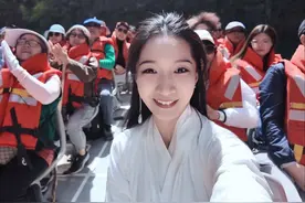 起猛了  山西长满了韩国人，韩国思密达已经深入太行山腹地视频封面